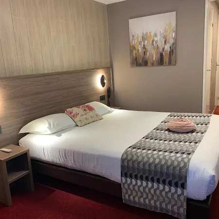 Logis Hotel-restaurant Le Embrun