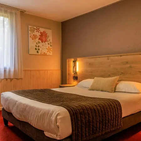 Logis Hotel-restaurant Le Hotel Embrun